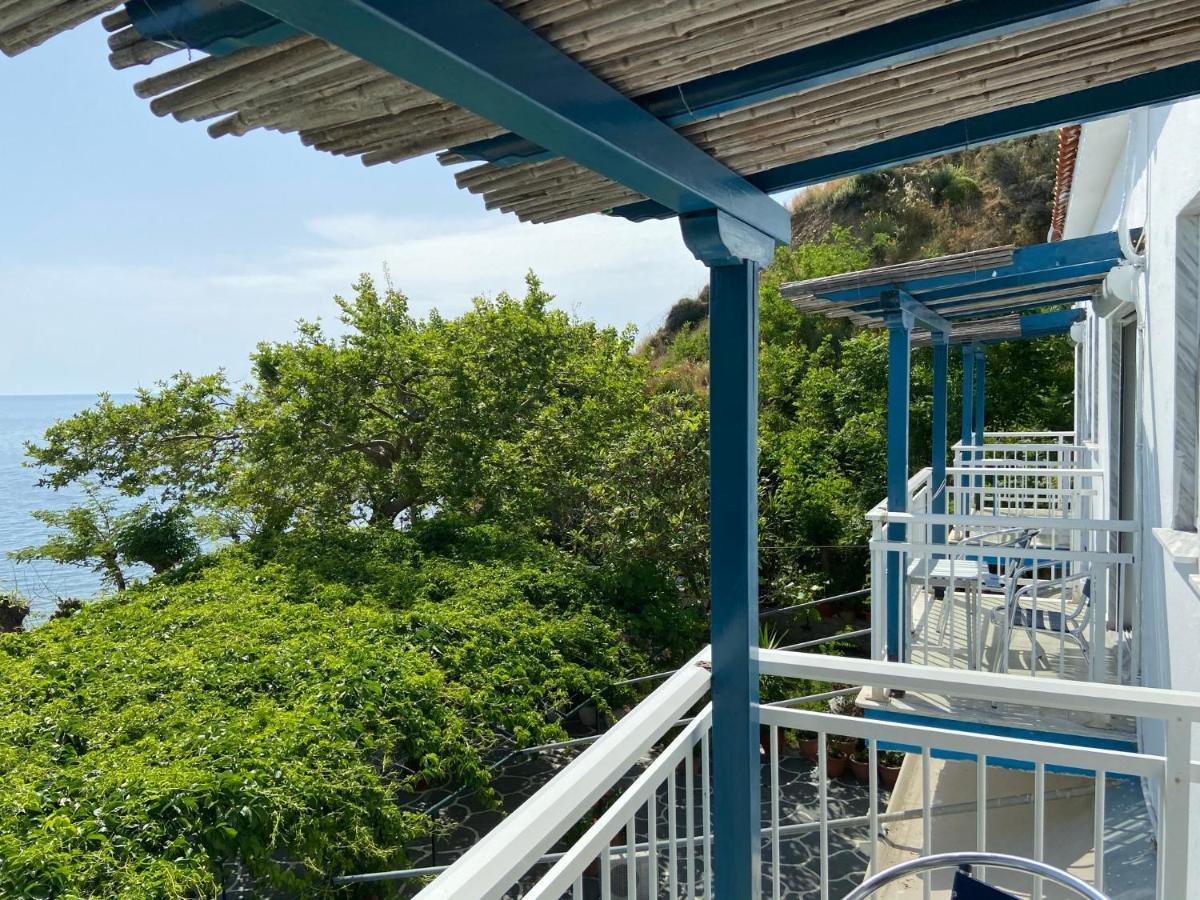 Samothraki Akrogiali Rooms ภายนอก รูปภาพ